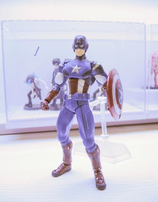 Captain America Thor Rörliga Handprydnadsföremål Modell