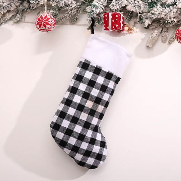 Christmas Buffalo plaid strømper, 4-pak 17,5 tommer og 7,5 tommer