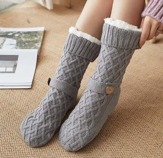 Koselige og varme sokker med Knapp og antiskli - FLUFFIGE - One Size BEIGE