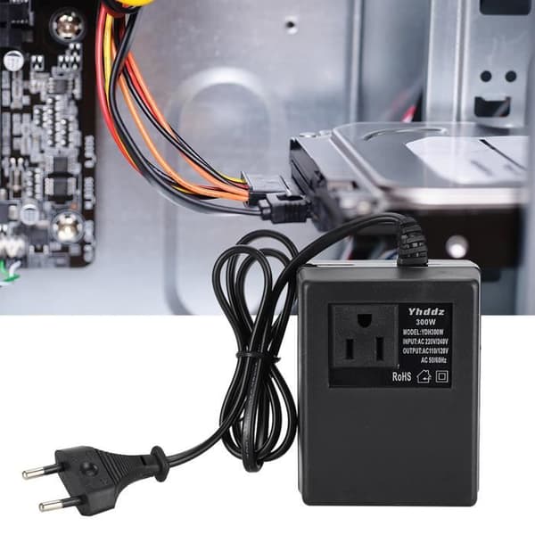 Pluggadapter - QIQIQI - HB066 - 300W - AC 220V til 110V - EU-plugg