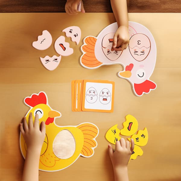 Eggs Expression Patchworks Toy Expression Recognition Pedagogisk leksak för huset 1PCS