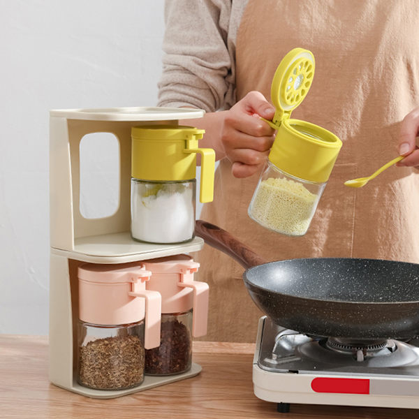 Lufttäta glaskryddburkar med sked och lock Klara kryddburkar Only Shelf
