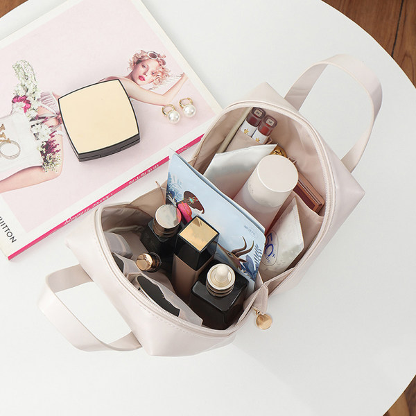 Snygg skalformad kosmetisk väska Multifunktionell kosmetisk förvaringsväska för affärsresor Milky White