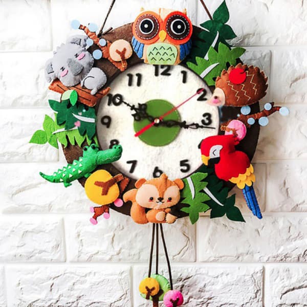 Handgjorda väggkonst väggklockor Design 3D DIY klocka Söt tecknad klocka för dagis Whisper Wall Clock