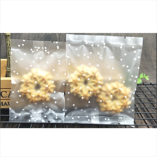 Vita prickar godispåsar Godiskakapåsar Frostade genomskinliga påsar för bageri Choklad Hemlagat hantverk Bröllopsfavoriter 11.5*15cm