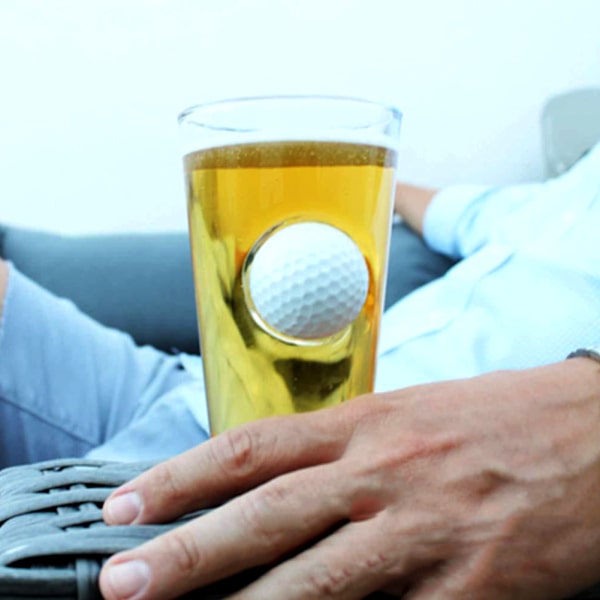 Golfboll som fastnat i glaskopp för öl Fleranvändbar mugg Bar Club Dryckesartiklar 1pc