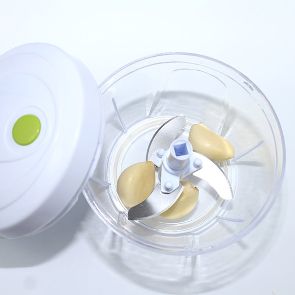 Manuell mathackare Mini Slitstark handhållen Easy Pull Food Chopper Köksredskap för grönsaksnötter Vitlök Red