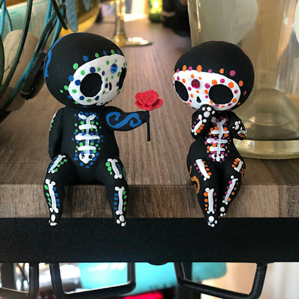 2st Sugar Skull Par Staty hartsstaty för heminredning inomhus skrivbordsdekorationer Parent And Kid