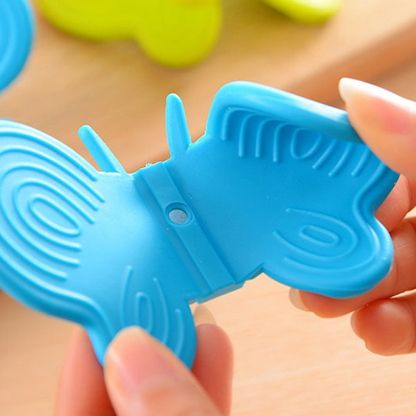 Butterfly Mini Silikonhållare Ugn Mitt Kylskåpsmagneter Värmebeständiga handskar för alla grytlappar till kök Random Color
