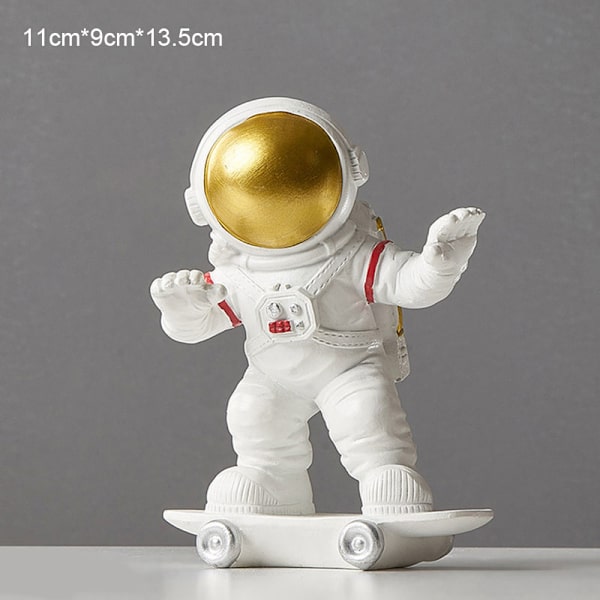 Astronaut i rymden Månen Hartsdekoration Statyett Hem Skrivbordsinredning För födelsedagsfest Vardagsrum Sovrumsprydnad Astronaut Watering Flowers golden