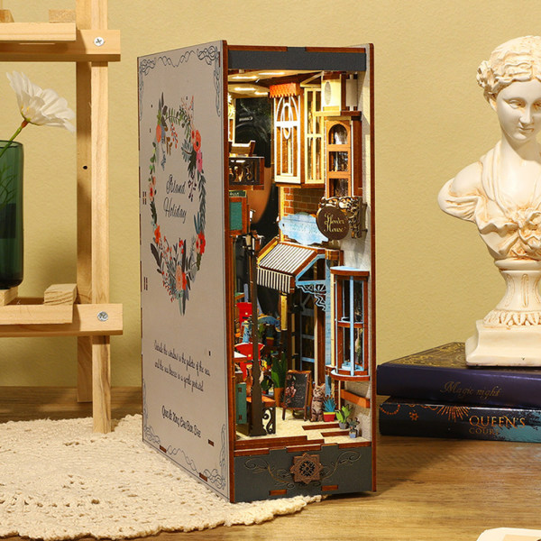 Handgjorda DIY Island Holiday Books Nooks Kit Robust charmig monterad miniatyr Födelsedagspresent