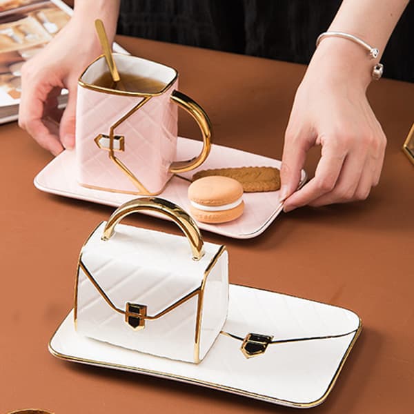 Creative Bag Shape Keramikkopp + fat Golden Edge Design 310ml White