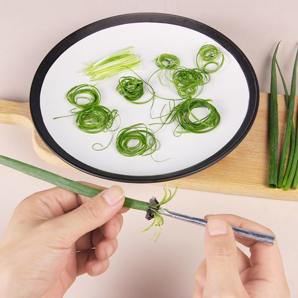Plum Blossom Lök Shredder Rostfritt stål Scallion Slicer Grönsaksskärare Strimla DIY Slicer Köksskärning Gadget 1PCS