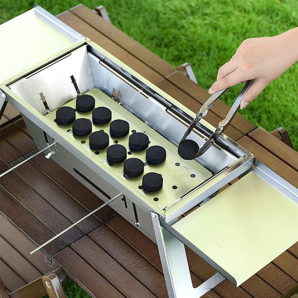 Vikbara grillgrillar i rostfritt stål Lättviktsgrillar som är lätta att bära för utomhuscamping Simple