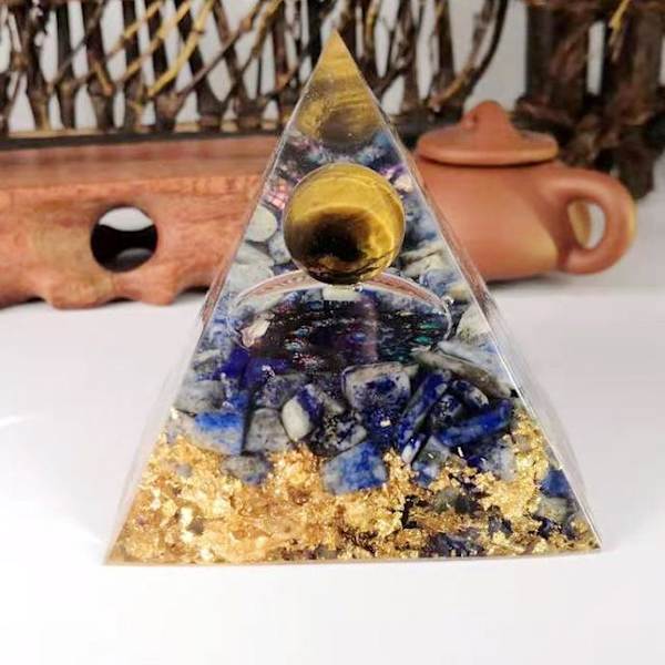 Livets träd Orgone Pyramid Ametist Peridot Healing Crystal Energy Orgonite Pyramid EMF-skydd Meditationsverktyg Light Green L