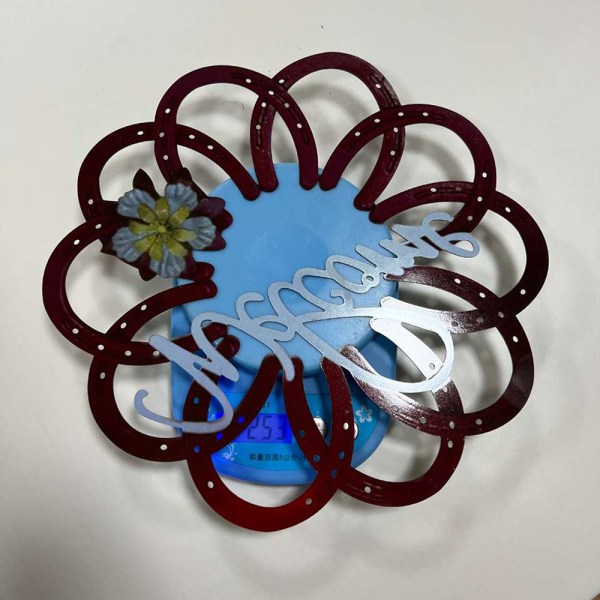 Välkomstskylt Blomformad hästsko metallprydnad för utomhusbruk inomhus Wine Red 30cm