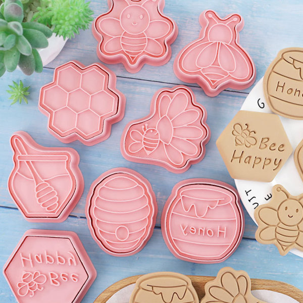 8 st Cartoon Bee Cookie Stencil 3D Kex Stencil Plast Baking Stencil