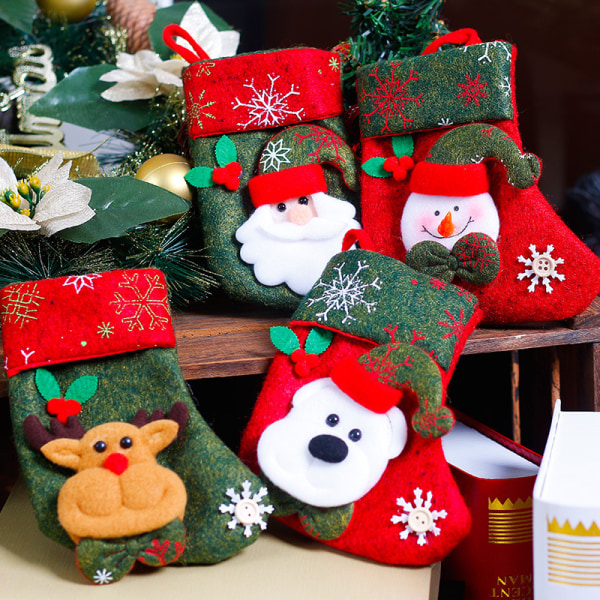 Julstrumpor Härliga broderimönster Hängstrumpor för familjens juldekoration Faceless White