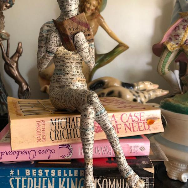 Läsning Kvinnor Resin Ornament Collectible Statyett Skulpturer Vardagsrum Inredning Style Three