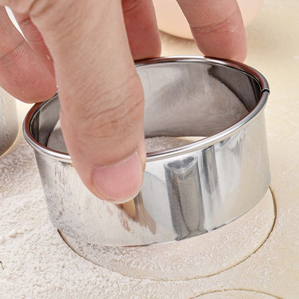 11 st rostfritt stål kakskärare set Mousse kex rund skärring små molds varierar från 0,9-3,6 tum Boxed