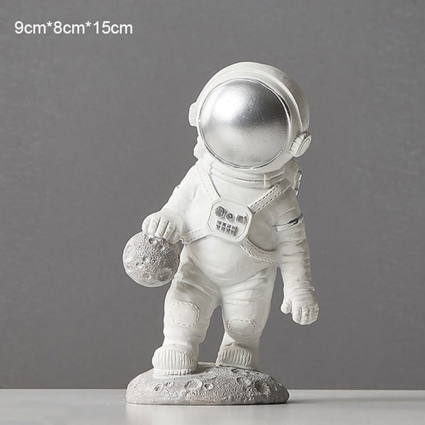 Astronaut i rymden Månen Hartsdekoration Statyett Hem Skrivbordsinredning För födelsedagsfest Vardagsrum Sovrumsprydnad Astronaut Playing Ball silver