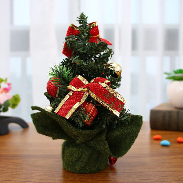 20 cm Mini konstgjord julgran Holiday Party Dekor Falsk miniatyr träd juldagen inomhus utomhus prydnad