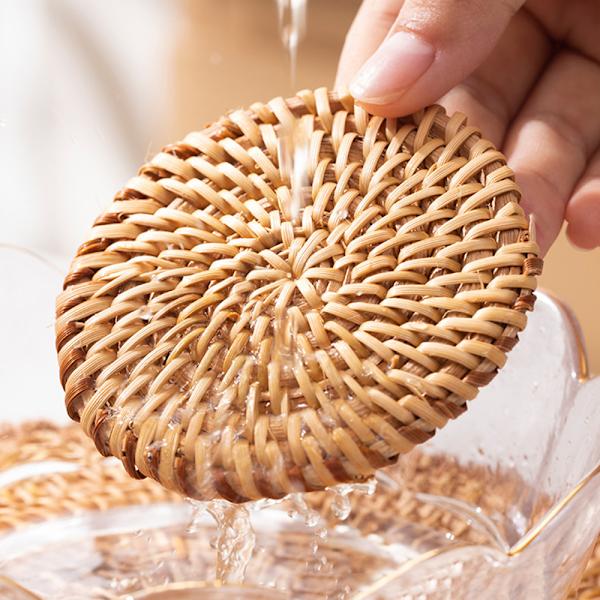 Rund flätad bordsunderlägg Halkfri, värmebeständig tvättbar naturlig vävunderlägg 8cm