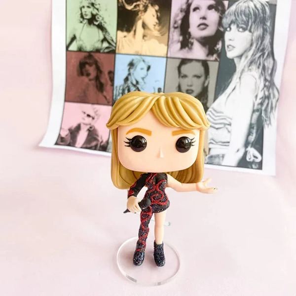 TS Eras Figurine Ornament Personlig hantverk Skrivbordsdekor Perfekt present till Swifties