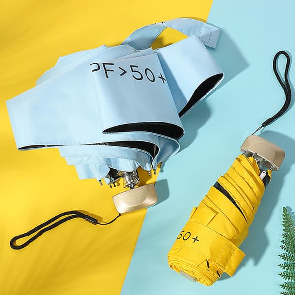 Five Fold Pocket Paraplyer Bärbara solskyddsparaplyer för utomhusbruk Sky blue