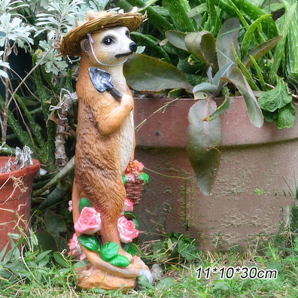 Meerkat Trädgårdsdekoration Resin Hantverk Staty Realistiska djurfigurer för Home Garden Courtyard Rose With Shovel Mongoose