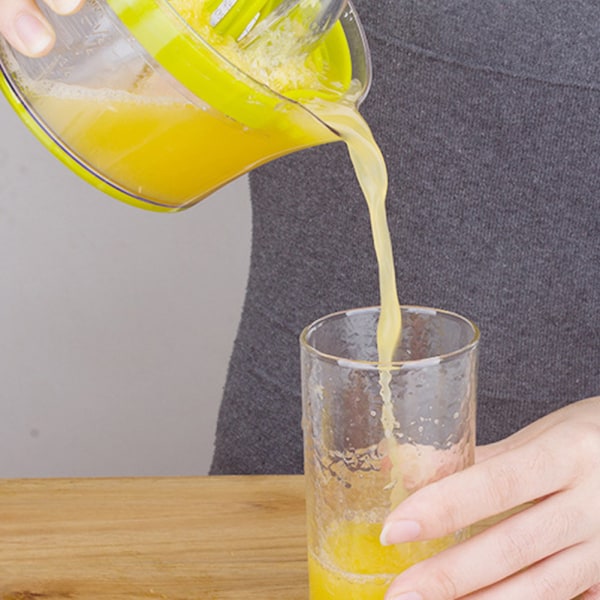 Manuell juicepress Citrus Citron Apelsin Handpressare med inbyggd måttbägare och rivjärn Anti-halk brotsch Extraktion Äggseparator