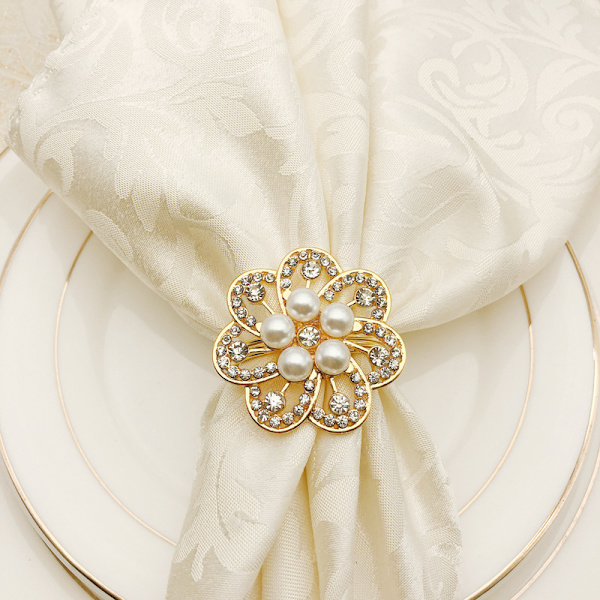 Servettknapp Hotell Serviser Pearl Flower Diamonds Festival Servettspänne Bord Tillbehör Imitation Gold 6 Piece Set