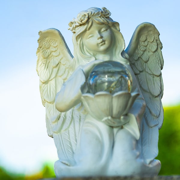 Härlig Solar Angel Staty Handgjorda harts hantverk utomhus mikro landskap dekoration för trädgård innergård gräsmatta White