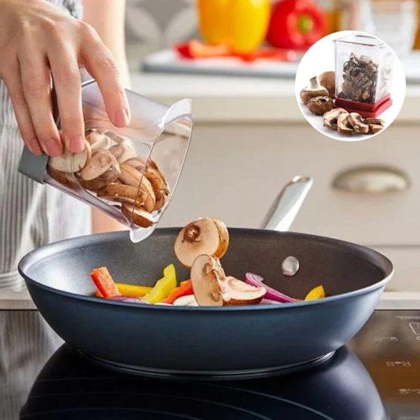 Speed ​​Slicers Med Push Plata Strawberrys Slicers i rostfritt stål för kök hem 1pc