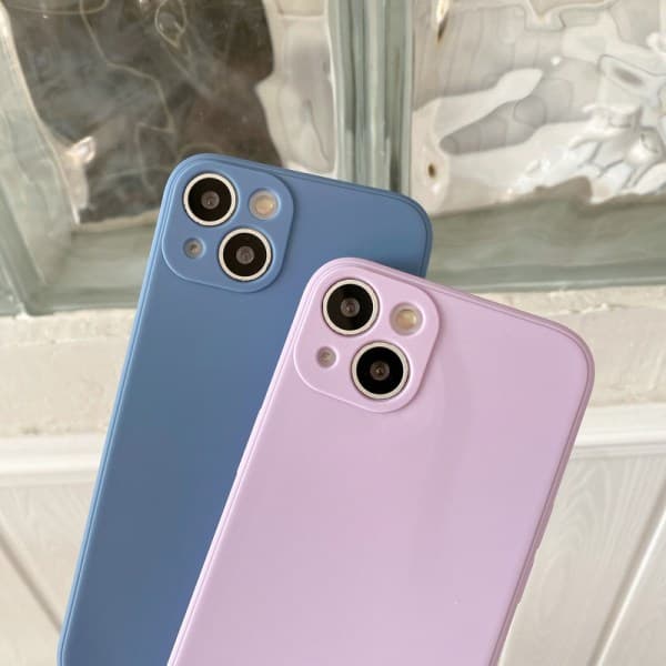 iPhone-sarjan suora reunainen silikonikuori, jossa jäljitelty neste iPhone14