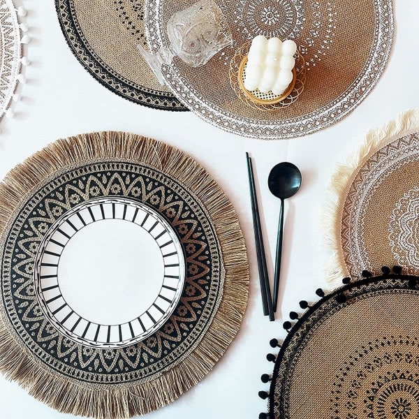 Set med 4 Boho Vävda Runda Bordstabletter Handgjorda Bordsmattor Vävd Jute Tofsmätta Retro Bordsdekor Fransar Bomullskaffe (Tofsmix A)