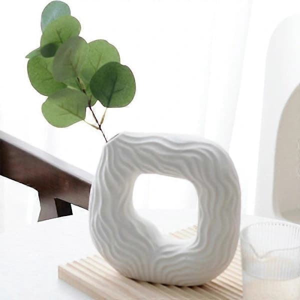 Nneoba Sirkelformet Hul Keramisk Vase