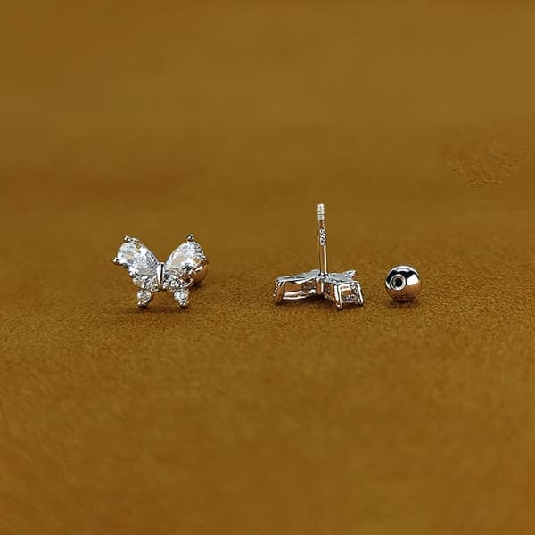 IC 1 par Ins Zircon sommerfugleøreringe til kvinder øreknogle negle bil