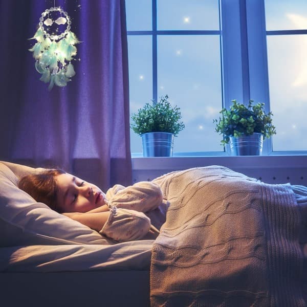 Käsintehty unelmapyydystin LED-valoilla, unelma
