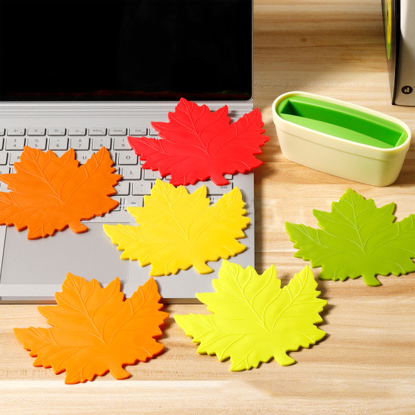 IC 1 set med 5 Maple Leaf Lifetime Coasters Värmeisolering