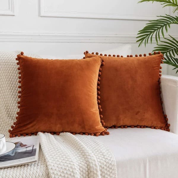 IC Dekorative Pudebetræk i Fløjl med Søde Pom Poms, Pakke med 2 Bløde Pudebetræk til Sofa, 18x18 tommer, Rust