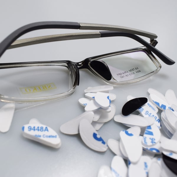 IC 10 stykker glasögon næsebeskyttelse glas selvhæftande silikon næsebeskyttelse Sort