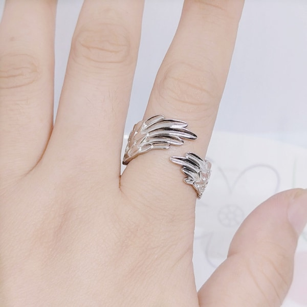 IC Ring med änglavingar i sterlingsilver, justerbar storlek