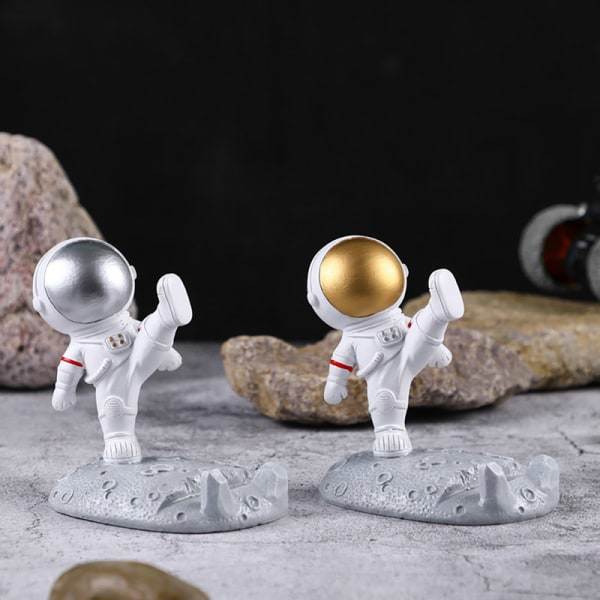 IC Nordic Astronauter Mobiltelefon Stativ Hållare Ornament Resin Spa 1