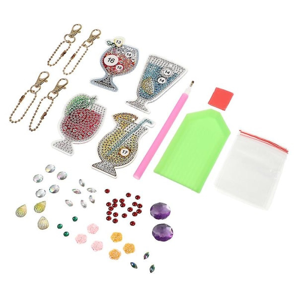 4 stk DIY Diamantbillede Nøglering DIY Diamantmaleri DIY Juice Serie Nøglering Hængende Til Taske Nøglefamilie IC