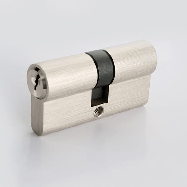 Lukitus sylinteri L.30 + 30mm 3 avainta