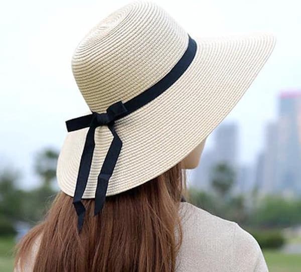 Dame Solhat Bred Skygge Strå Strandhat UV Beskyttelse, Justerbar Sammenfoldelig Sommerhat til Strand Have Rejse, Beige, 55-58cm