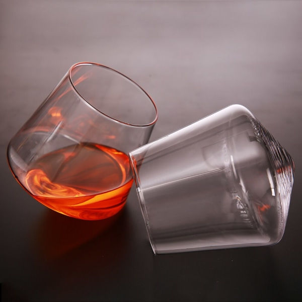 Kristallwhiskyglas Ultraklart Snurrande Topp Vinkaraff