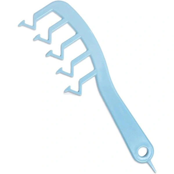 Create a relaxed zig-zag parting with this unique comb! Blue