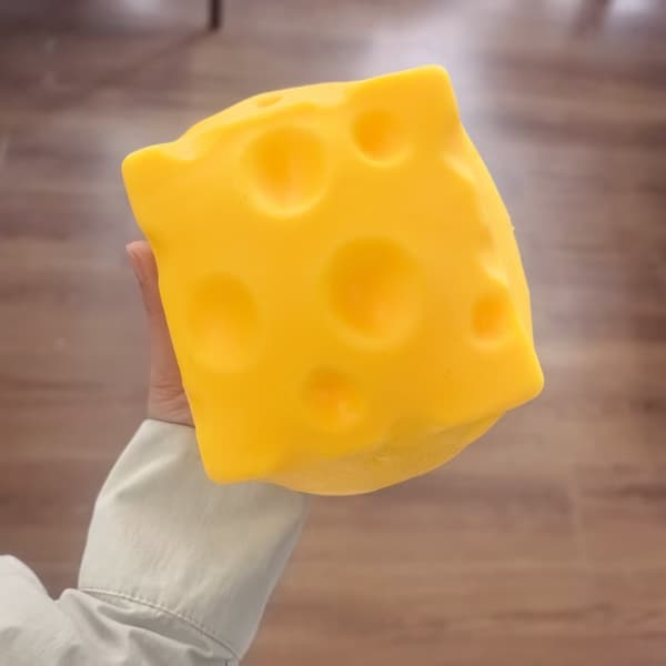 Jumbo Ost Squishy Långsamt Stigande Stresslindrande Fidgetleksak för Barn och Vuxna Extra Stor Extra Large Cheese